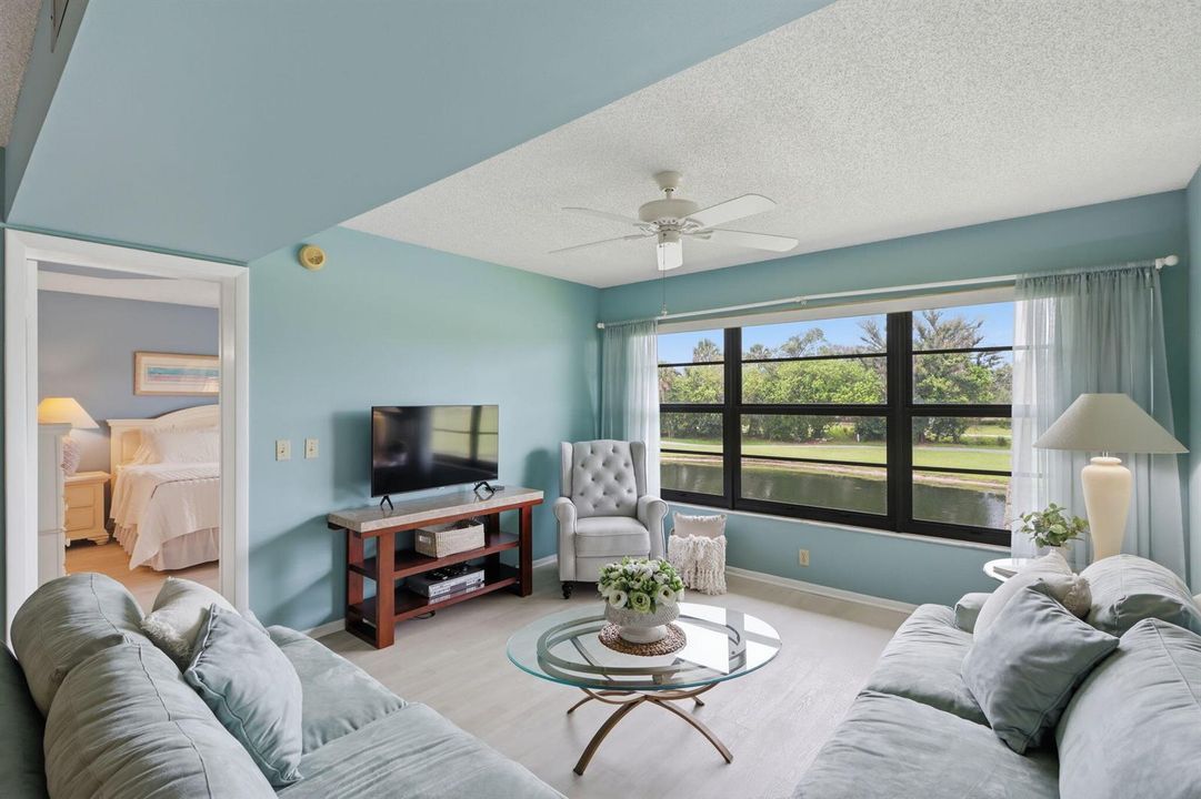 29 Plantation Drive 202, Vero Beach, FL