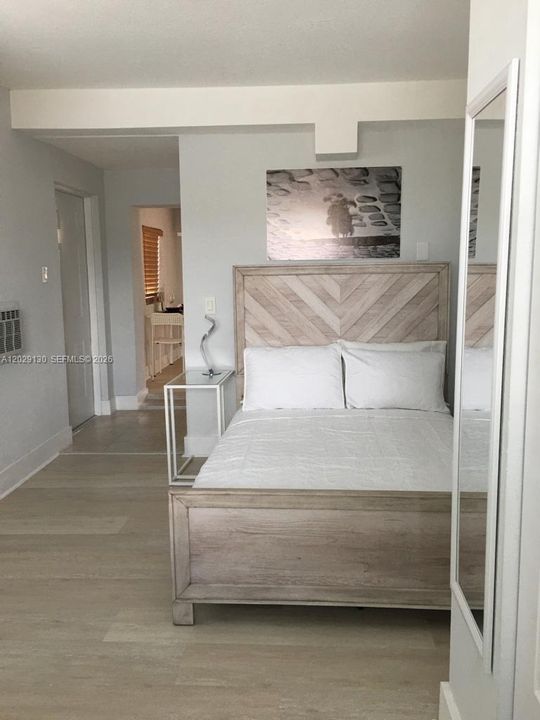 В аренду: $1,300 (1 спален, 1 ванн, 1774 Квадратных фут)