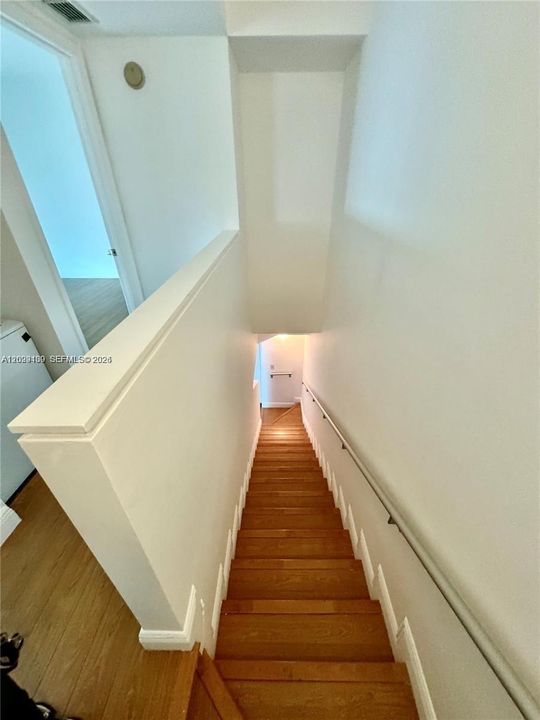 В аренду: $3,800 (2 спален, 2 ванн, 1205 Квадратных фут)