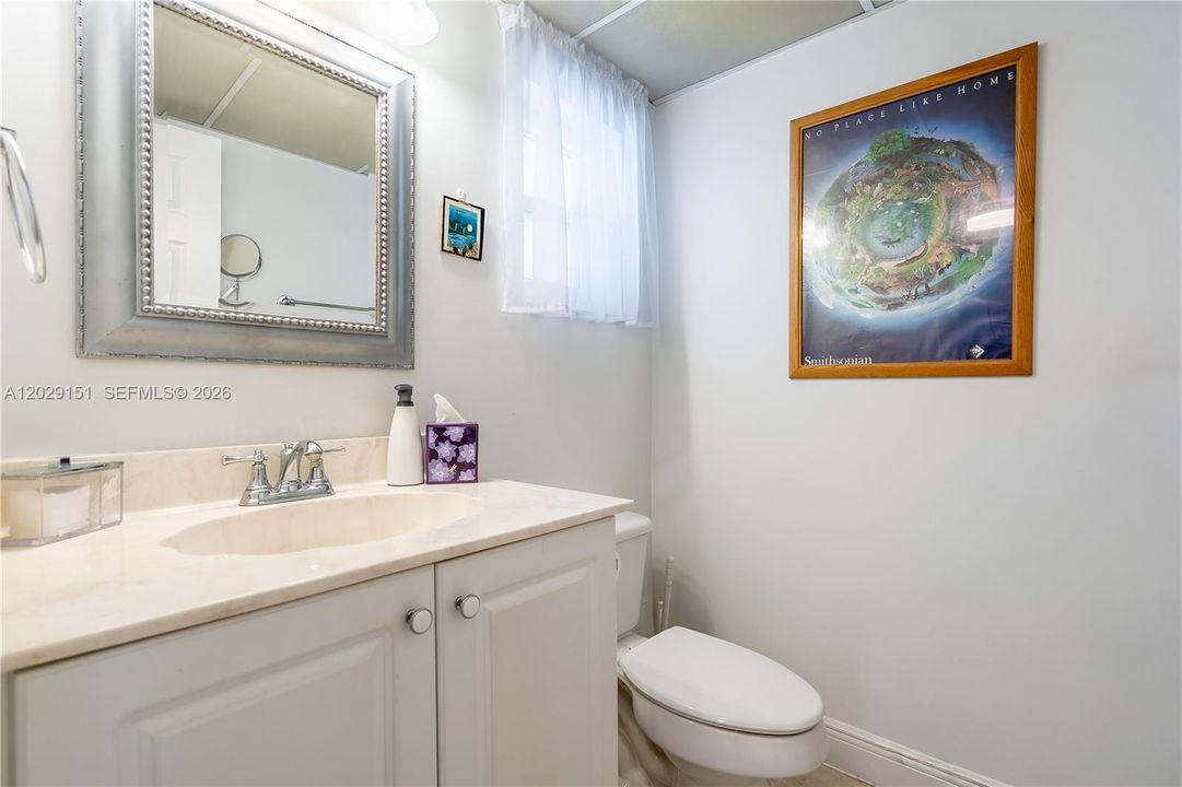For Sale: $88,500 (1 beds, 1 baths, 750 Square Feet)