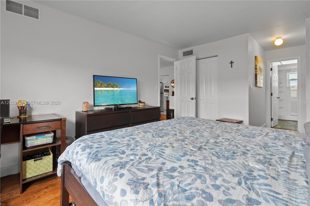 For Sale: $88,500 (1 beds, 1 baths, 750 Square Feet)