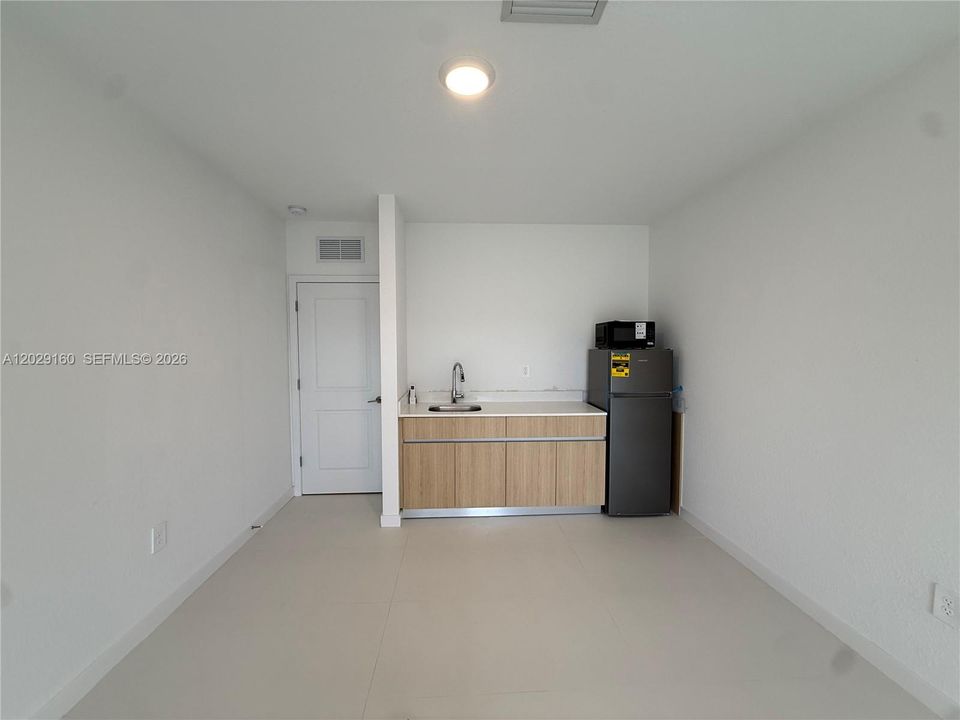 В аренду: $1,500 (1 спален, 1 ванн, 2292 Квадратных фут)