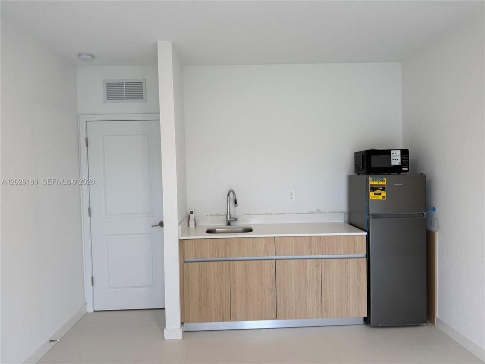 В аренду: $1,500 (1 спален, 1 ванн, 2292 Квадратных фут)