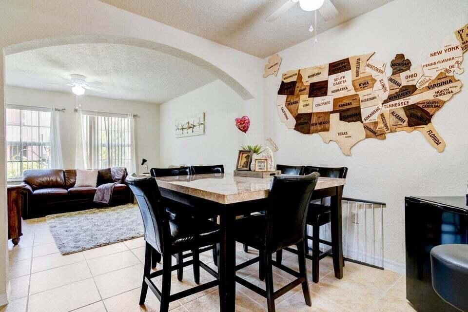130 SW Peacock Blvd 4