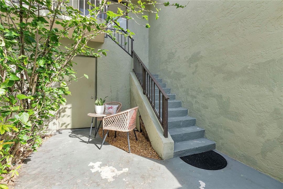 En Venta: $265,000 (2 camas, 2 baños, 1232 Pies cuadrados)