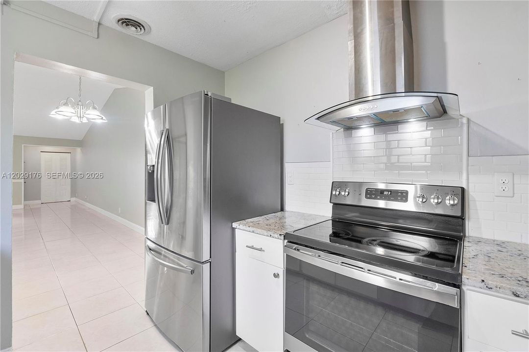 En Venta: $265,000 (2 camas, 2 baños, 1232 Pies cuadrados)