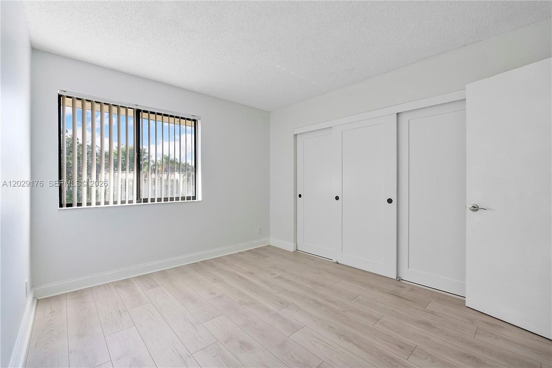 En Venta: $265,000 (2 camas, 2 baños, 1232 Pies cuadrados)