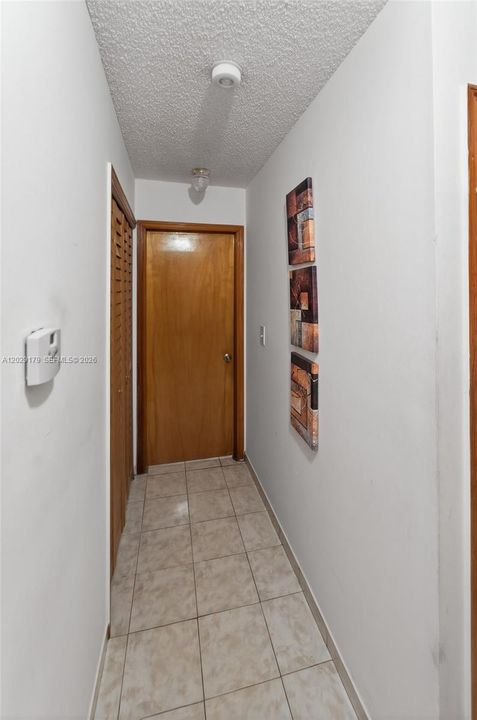 For Rent: $3,200 (3 beds, 2 baths, 1547 Square Feet)