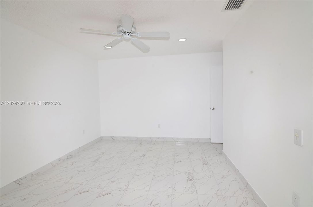 For Rent: $3,000 (3 beds, 2 baths, 1340 Square Feet)