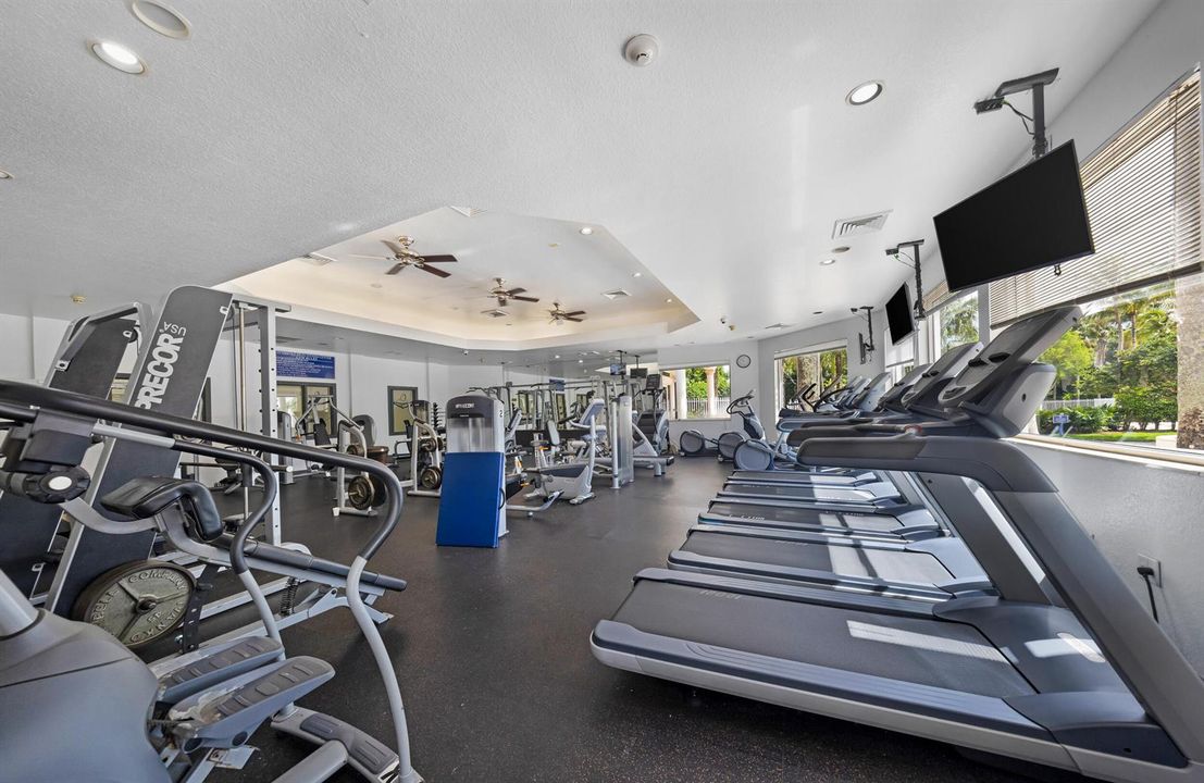 Club Gym 2