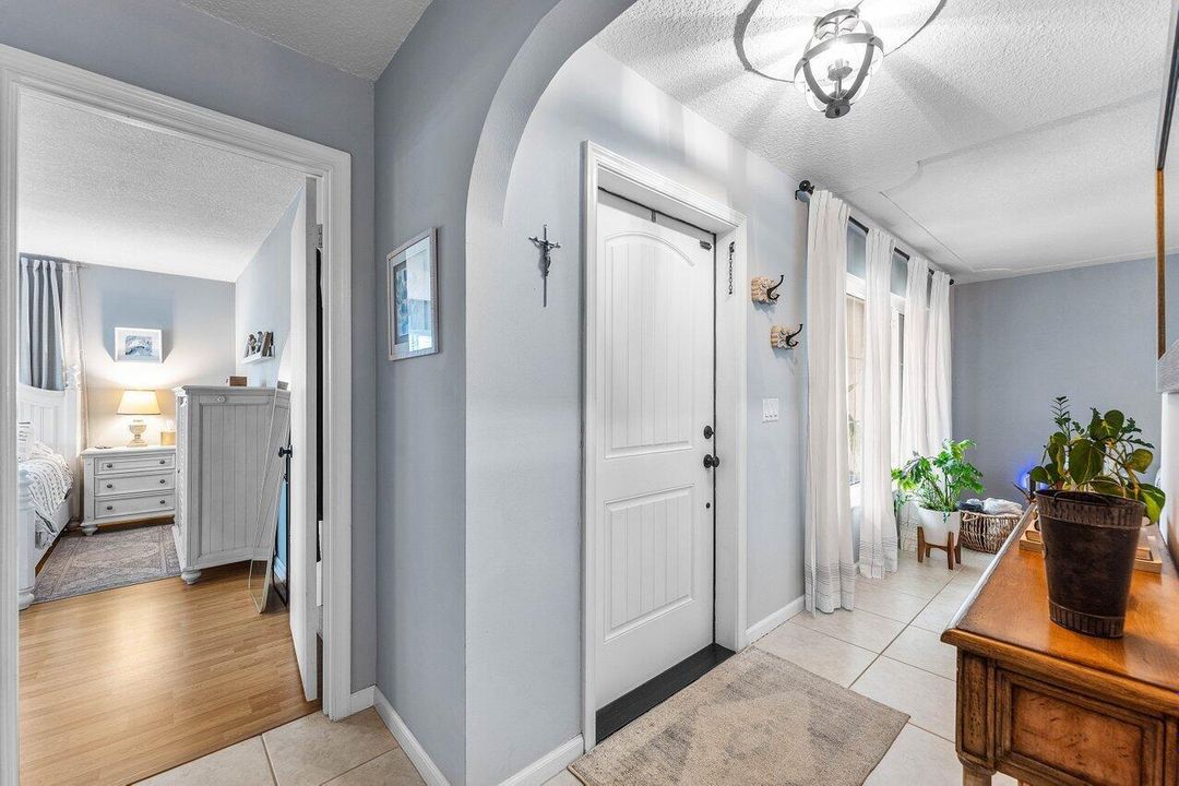 Entry towards primary
