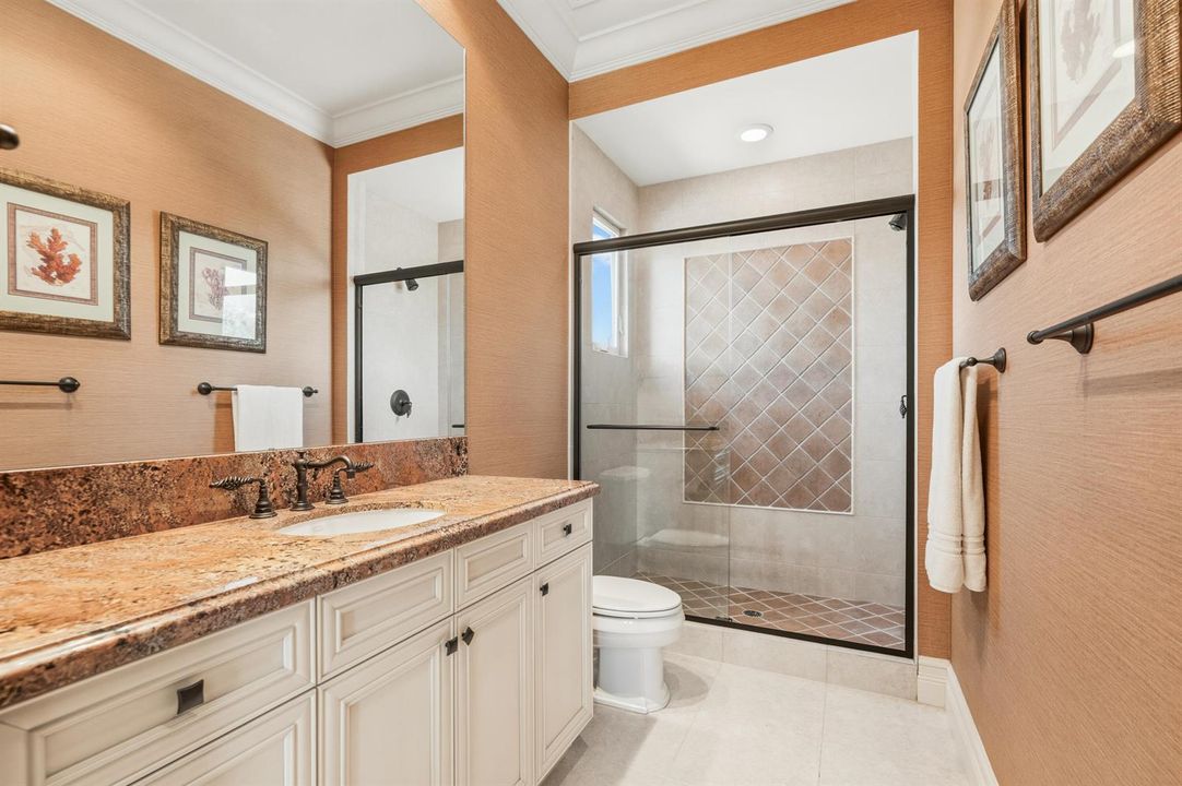 upstairs bath 1