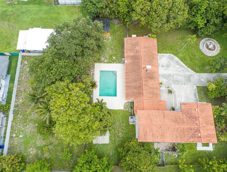 En Renta: $7,500 (6 camas, 4 baños, 3687 Pies cuadrados)