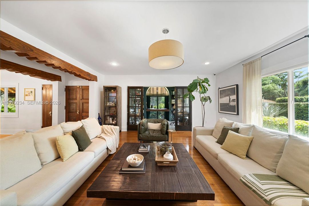 For Sale: $2,600,000 (3 beds, 3 baths, 2515 Square Feet)
