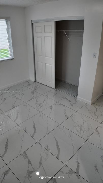 Active With Contract: $1,700 (1 beds, 1 baths, 434568 Square Feet)