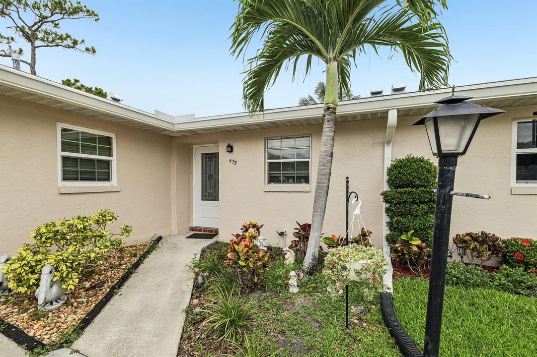 1-web-or-mls-Holyoke Ln-S3105-002
