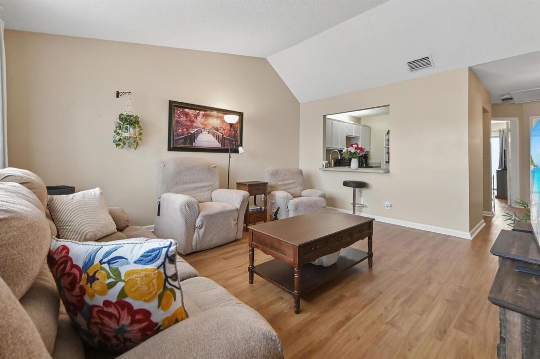 09 Living room 02