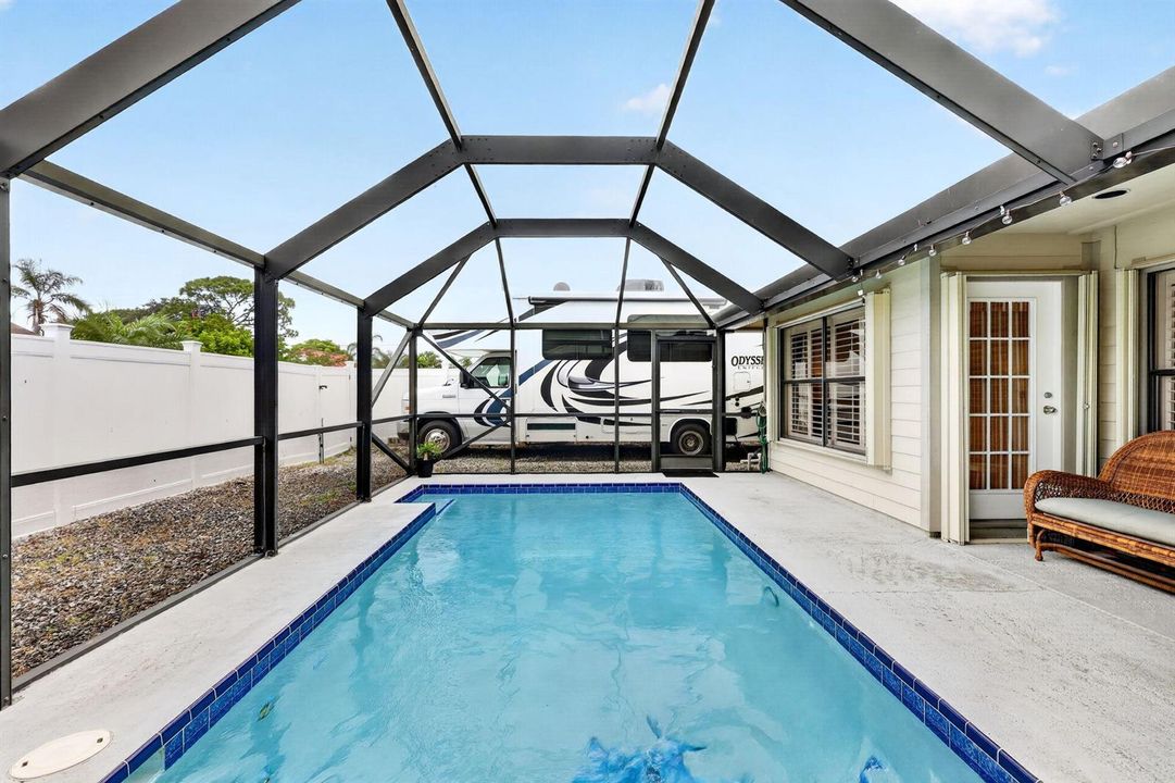 Screened Pool