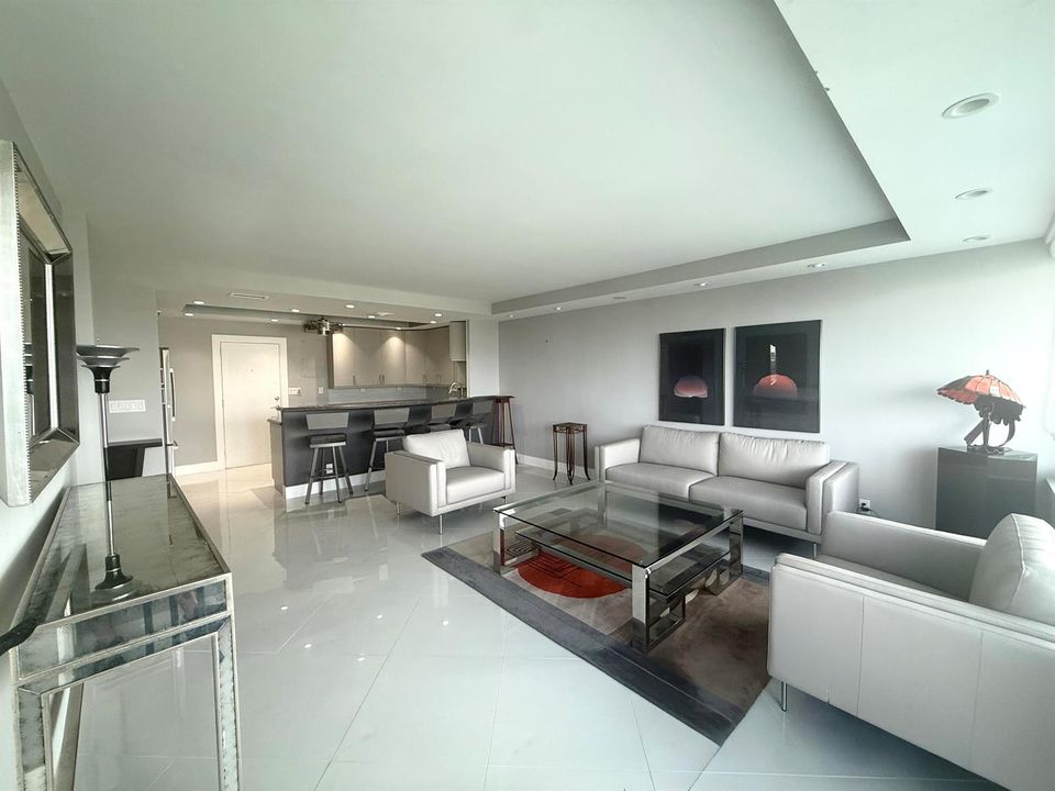 Living / Dining