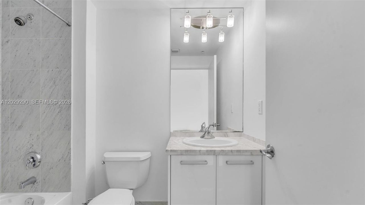 Active With Contract: $540,000 (2 beds, 2 baths, 1203 Square Feet)
