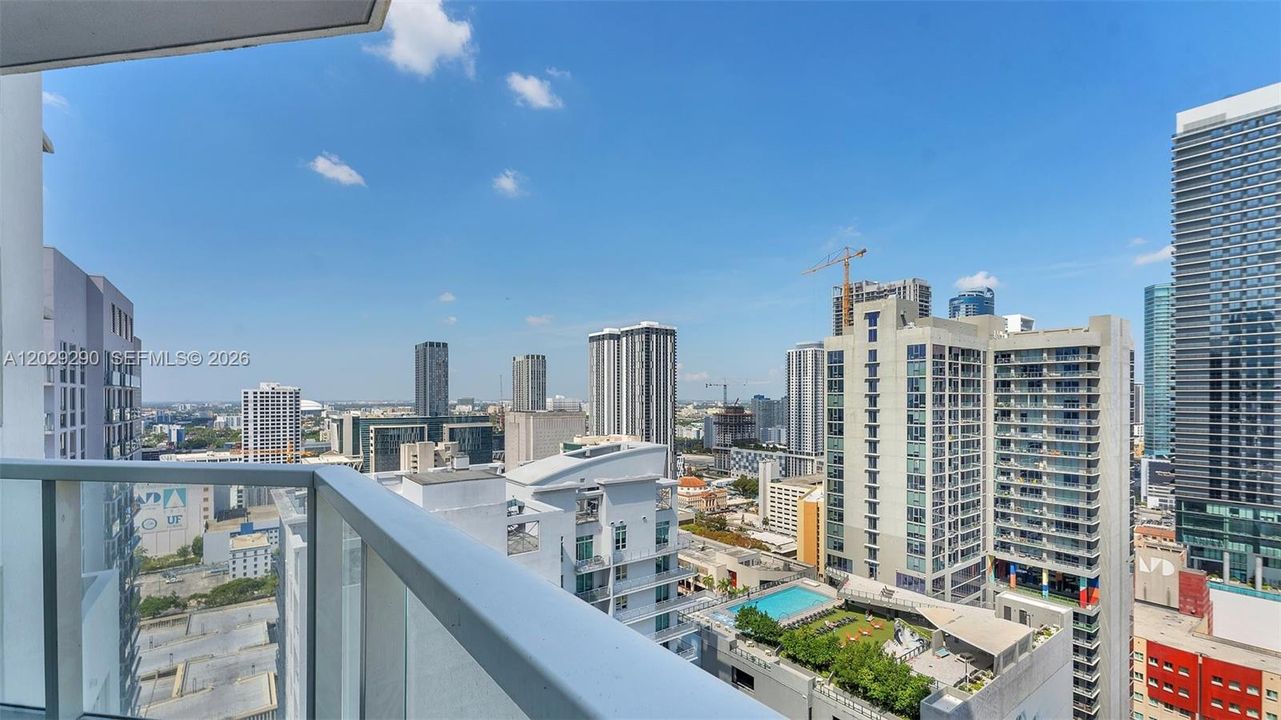 Active With Contract: $540,000 (2 beds, 2 baths, 1203 Square Feet)