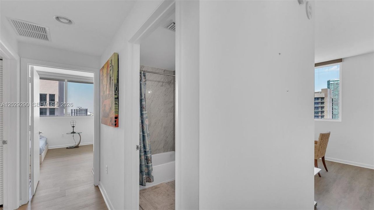Active With Contract: $540,000 (2 beds, 2 baths, 1203 Square Feet)