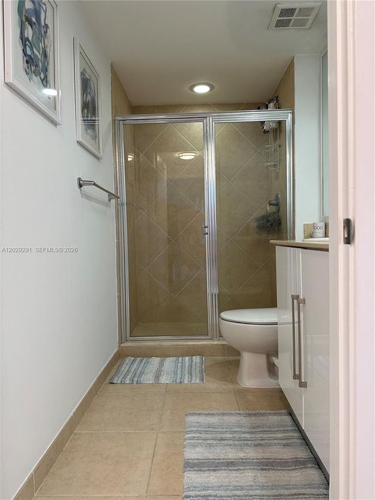 For Sale: $690,000 (2 beds, 2 baths, 1227 Square Feet)