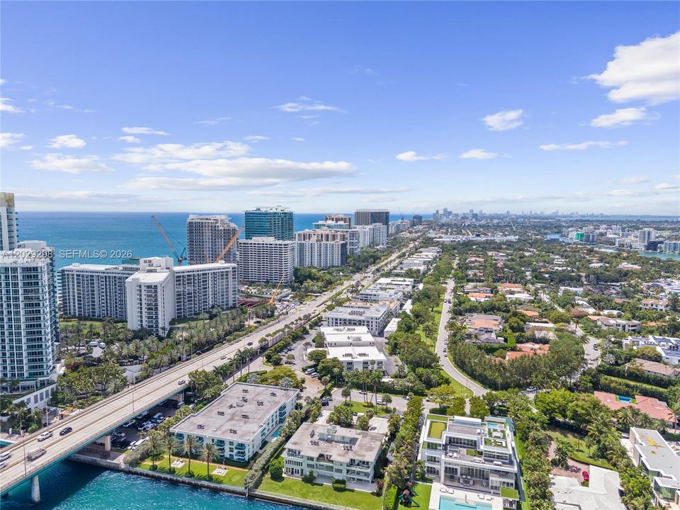 For Sale: $3,950,000 (2 beds, 2 baths, 2009 Square Feet)