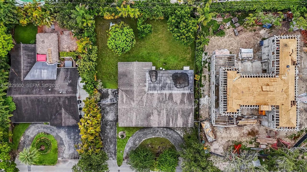 Active With Contract: $1,950,000 (0.29 acres)