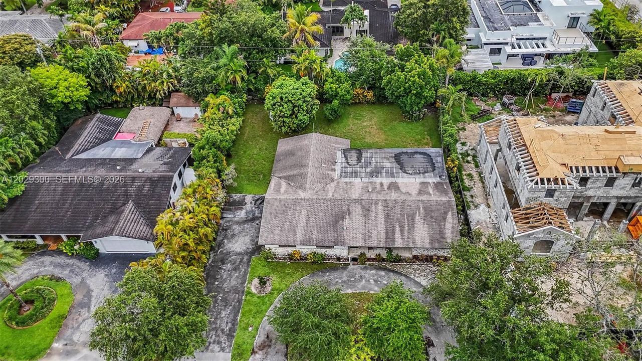 Active With Contract: $1,950,000 (0.29 acres)