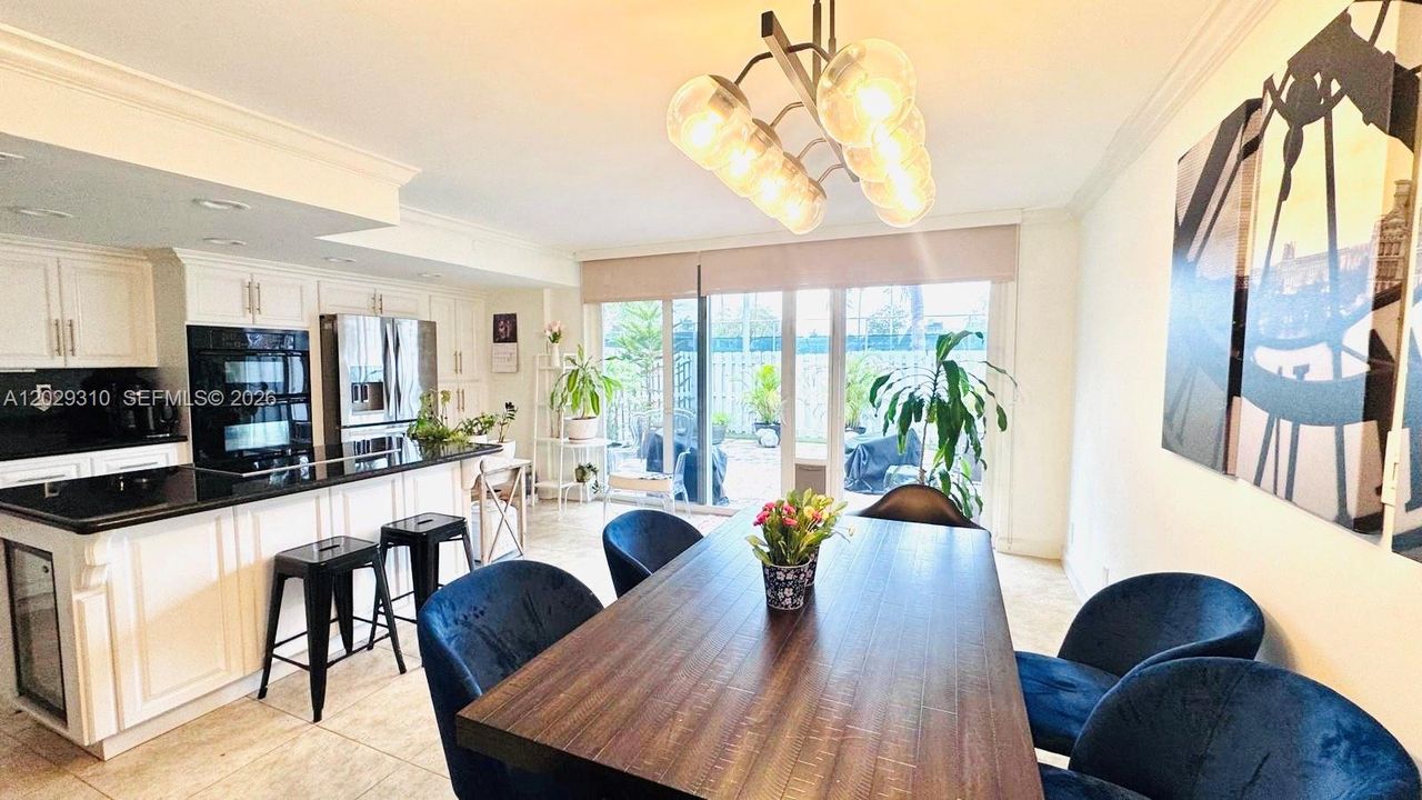 На продажу: $485,000 (2 спален, 2 ванн, 1798 Квадратных фут)