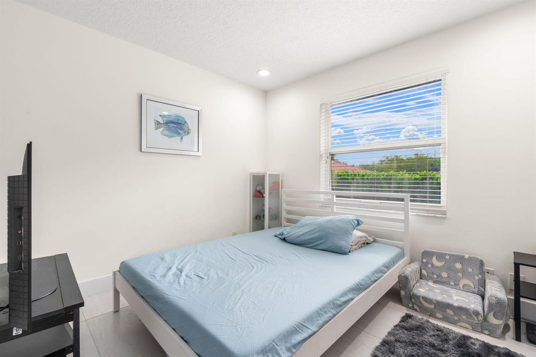 31-web-or-mls-1254 NW 102nd Way, Coral S