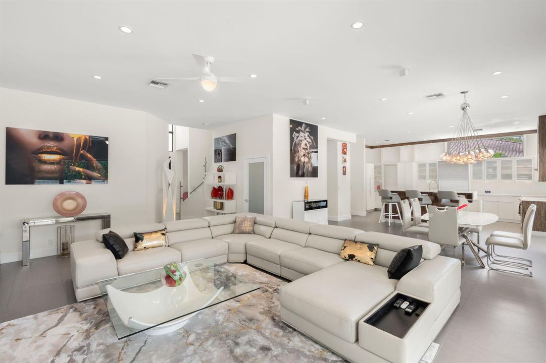 21-web-or-mls-1254 NW 102nd Way, Coral S