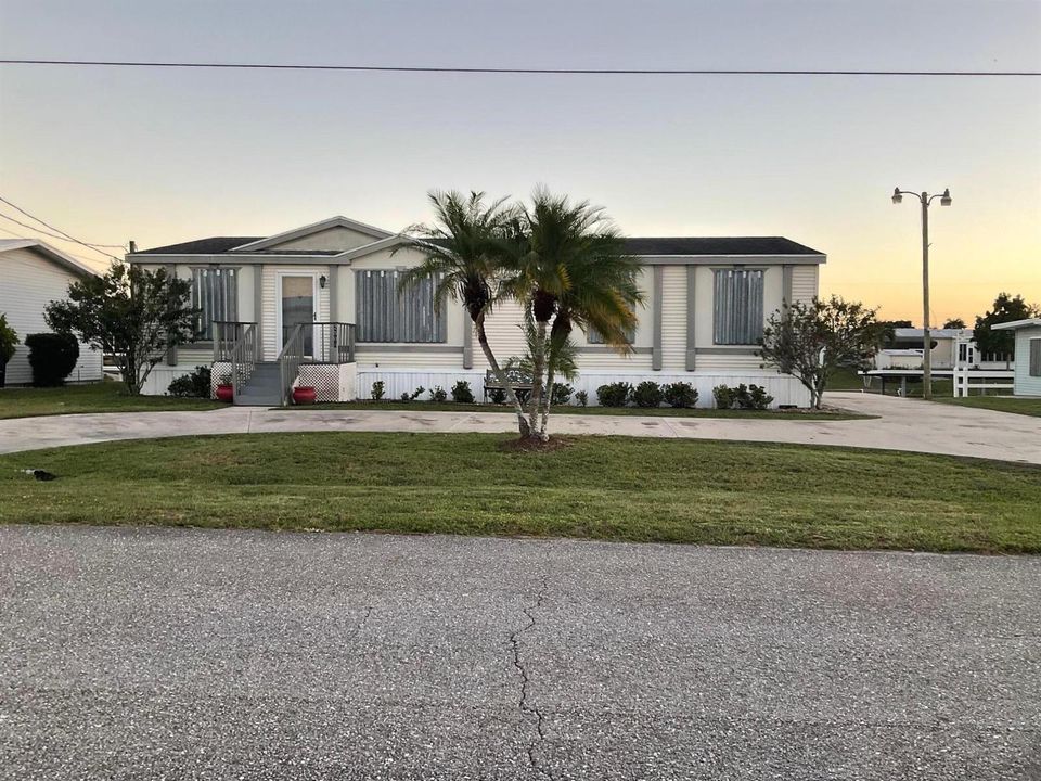 2508 SE 32nd St Front View
