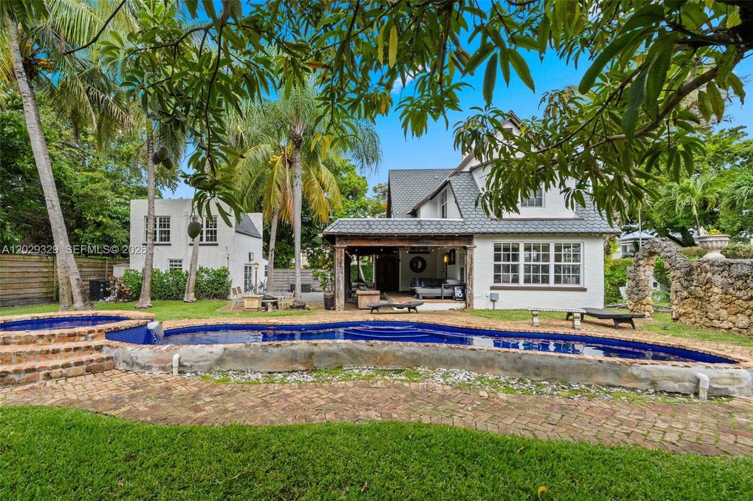 For Sale: $2,450,000 (4 beds, 3 baths, 2730 Square Feet)