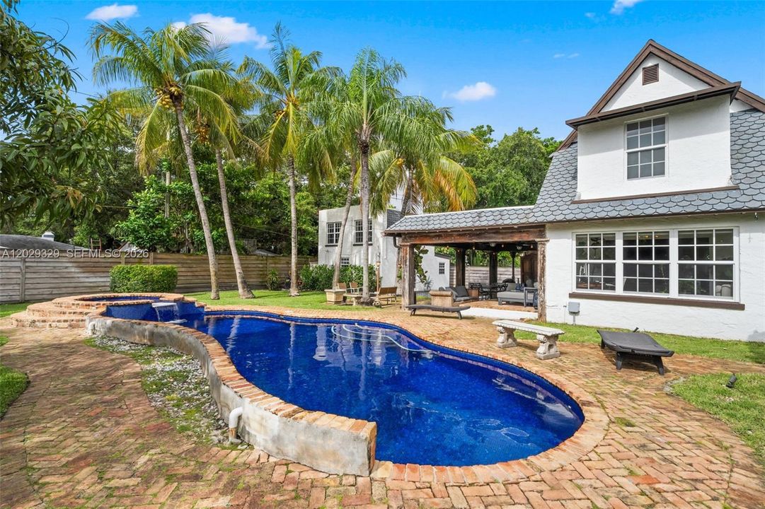 For Sale: $2,450,000 (4 beds, 3 baths, 2730 Square Feet)