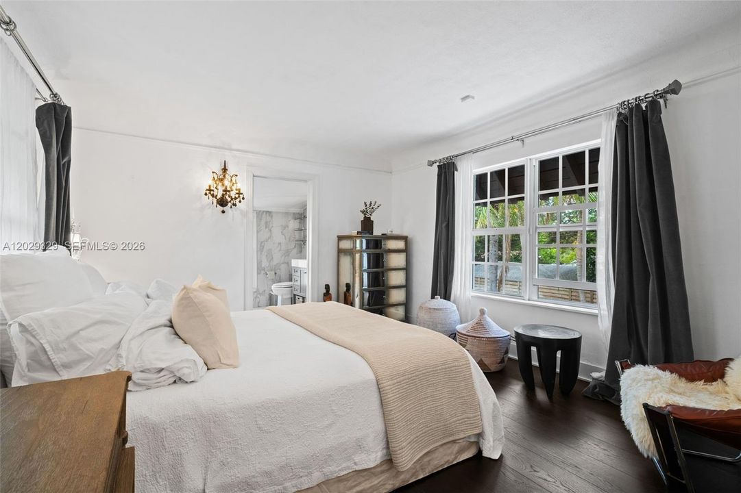 For Sale: $2,450,000 (4 beds, 3 baths, 2730 Square Feet)