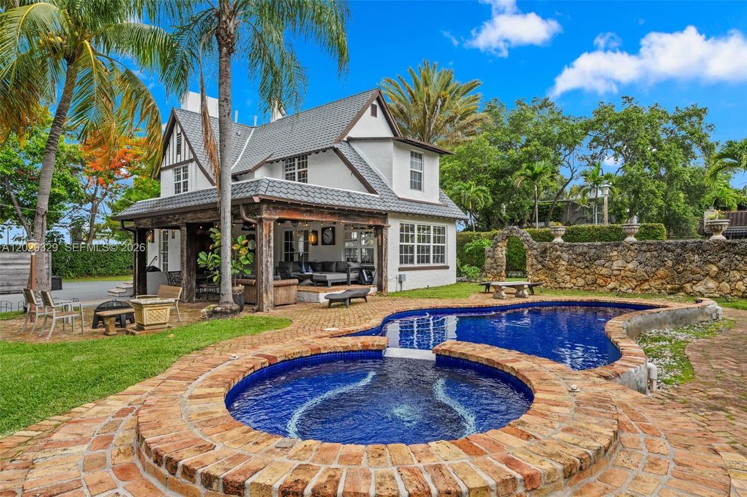 For Sale: $2,450,000 (4 beds, 3 baths, 2730 Square Feet)