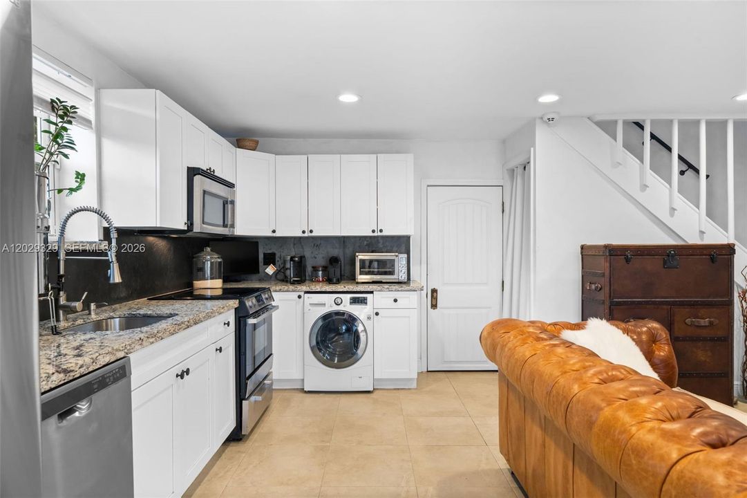 For Sale: $2,450,000 (4 beds, 3 baths, 2730 Square Feet)
