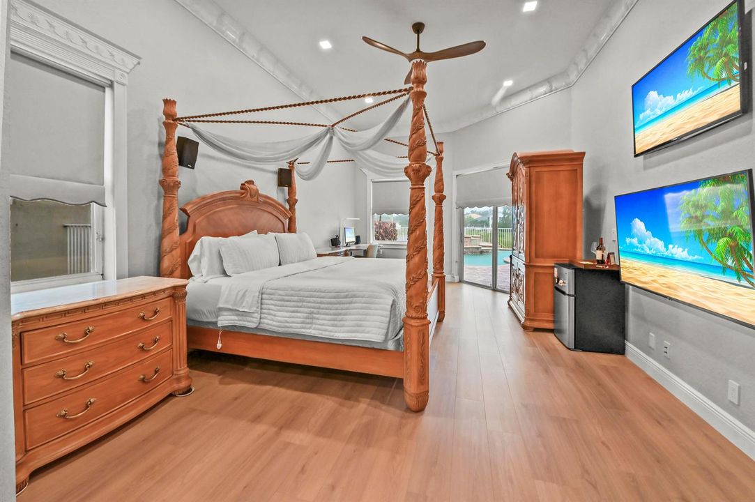 41 Bedroom 01
