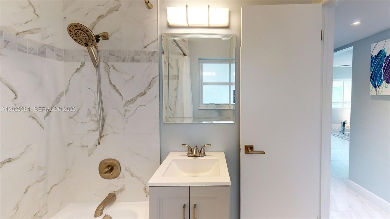 For Rent: $2,800 (1 beds, 1 baths, 490 Square Feet)