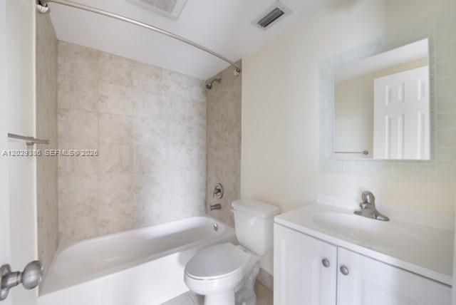 For Rent: $2,600 (2 beds, 2 baths, 1200 Square Feet)