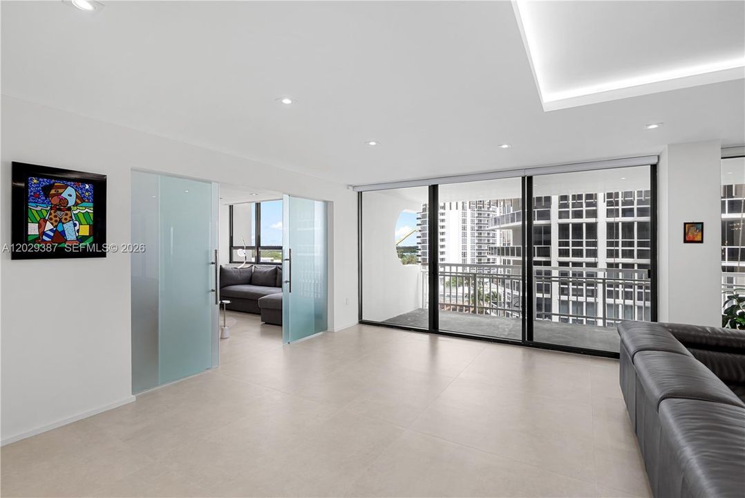 En Venta: $2,880,000 (3 camas, 2 baños, 2675 Pies cuadrados)