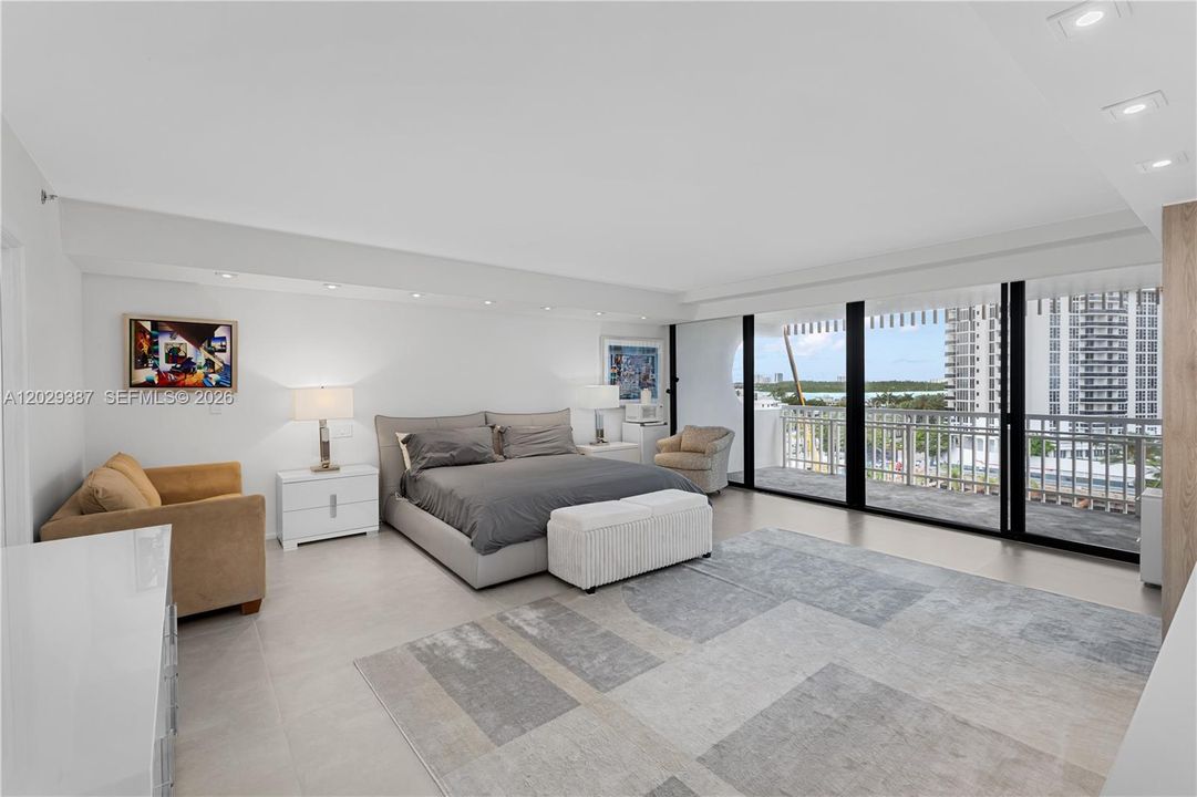 En Venta: $2,880,000 (3 camas, 2 baños, 2675 Pies cuadrados)