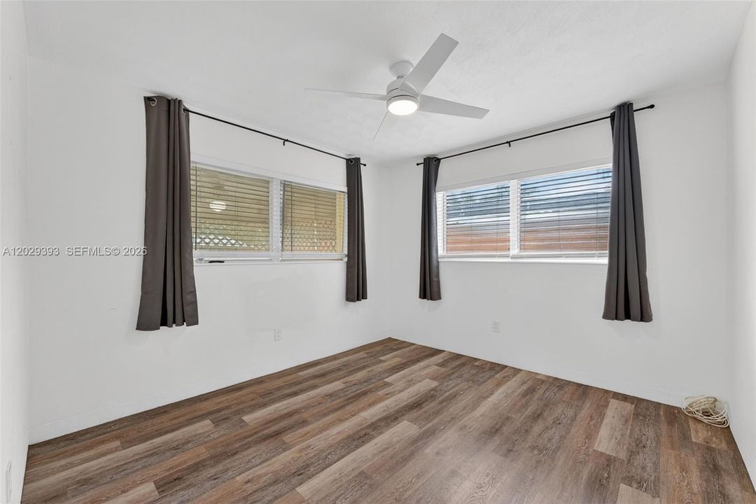 En Venta: $525,000 (2 camas, 2 baños, 950 Pies cuadrados)