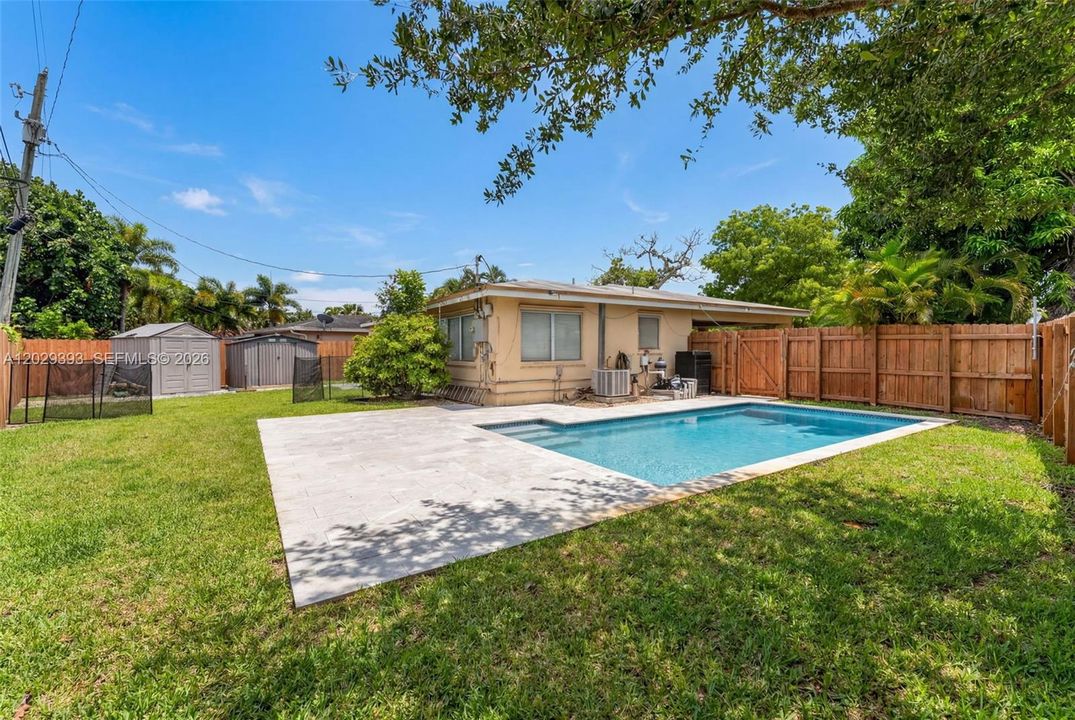 En Venta: $525,000 (2 camas, 2 baños, 950 Pies cuadrados)