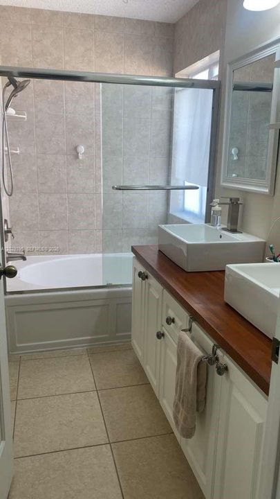 For Sale: $470,000 (3 beds, 2 baths, 1446 Square Feet)