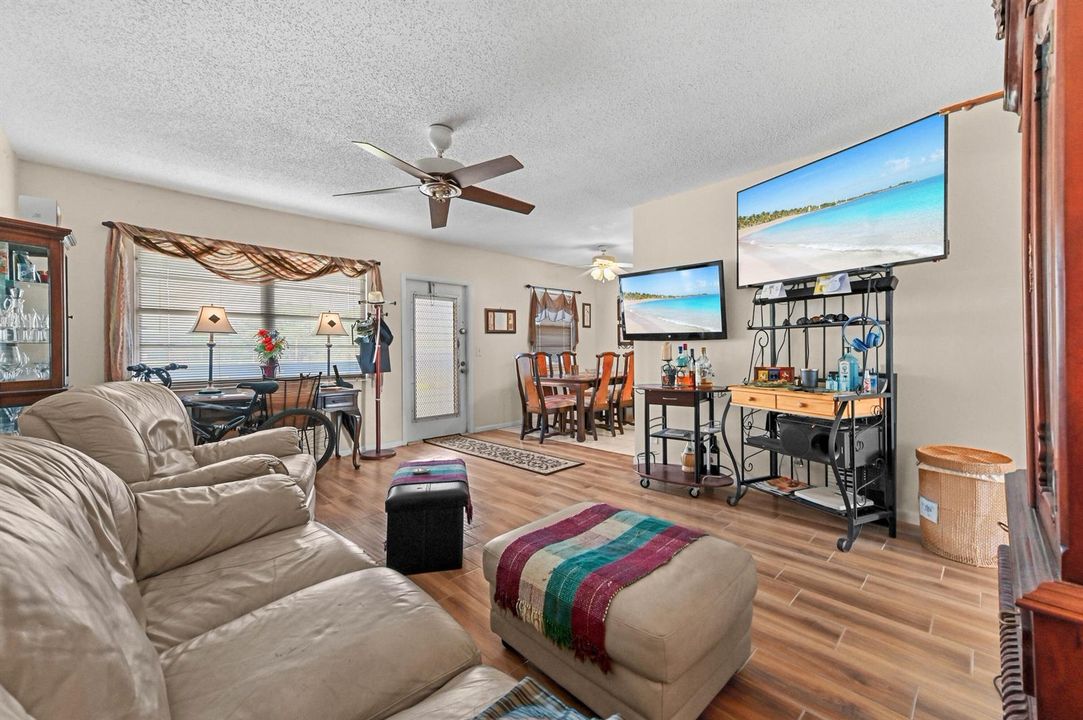 08 Living room 04