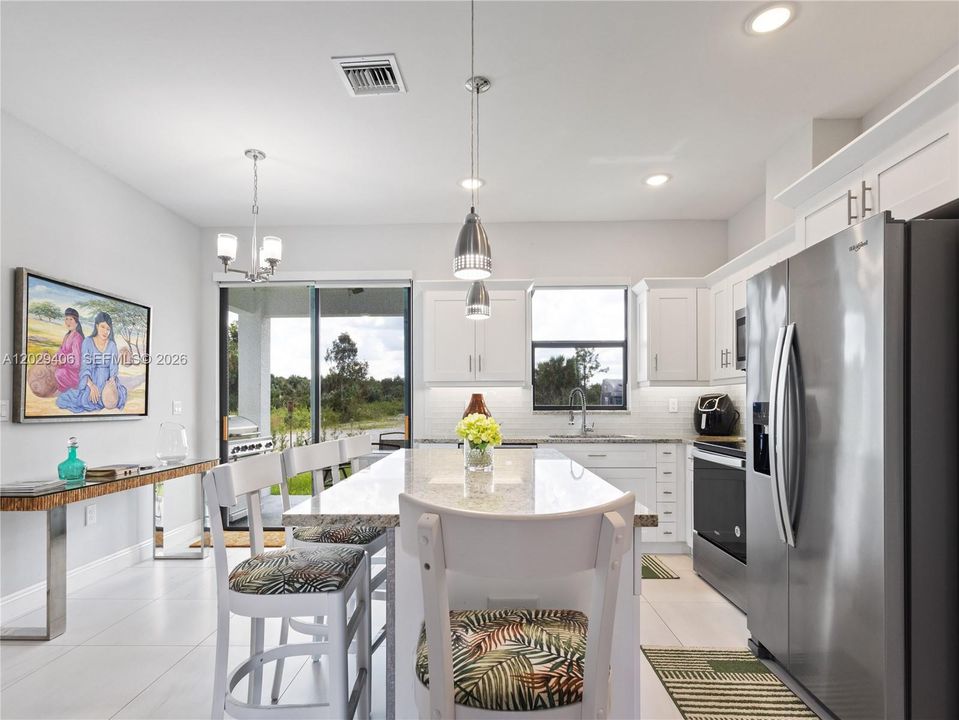 For Rent: $2,500 (3 beds, 2 baths, 1300 Square Feet)
