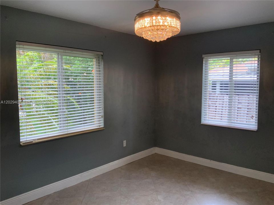 En Venta: $399,999 (2 camas, 1 baños, 862 Pies cuadrados)